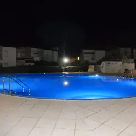 Lejlighed T3 Avec Terrasse, Piscine, Tennis Et Parking Prive A 100m De La - Fr-1-607-1 *