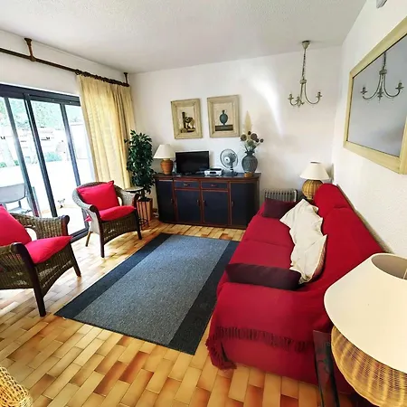 T3 Avec Terrasse, Piscine, Tennis Et Parking Prive A 100m De La - Fr-1-607-1 Lejlighed Agde